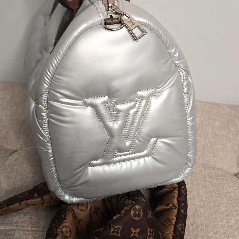 Louis Vuitton Limited Edition Silver Giant Monogram Econyl Pillow Speedy 25 - Picture 8 of 12